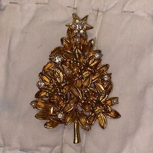 R. J. Graziano Vintage AngelChristmas Tree Brooch with Faux Pearls